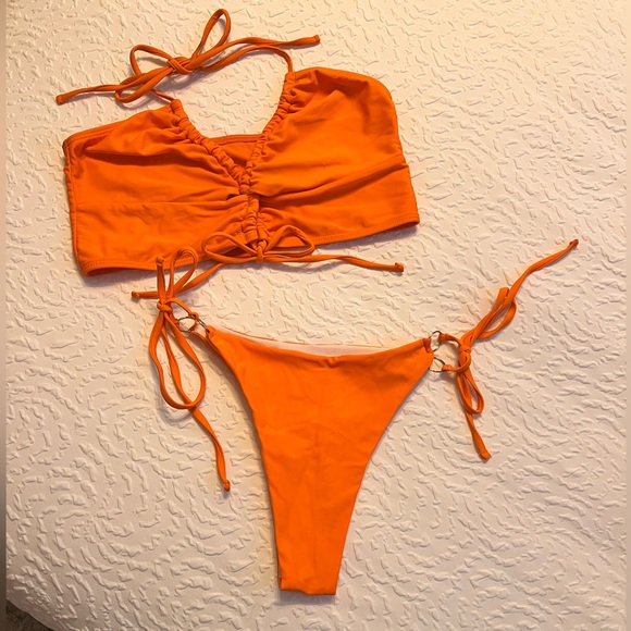 Lace Up Cutout Orange cream bikini set- size Medium - Picture 1 of 3